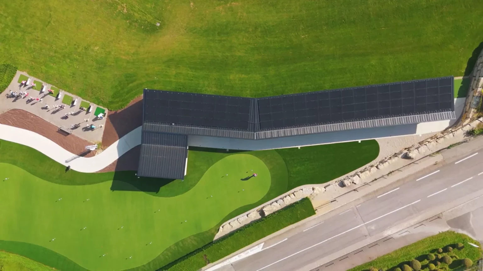 Golf-Club_La-Tour-de-Salvagny_TCLSunPower-Global_-(2)